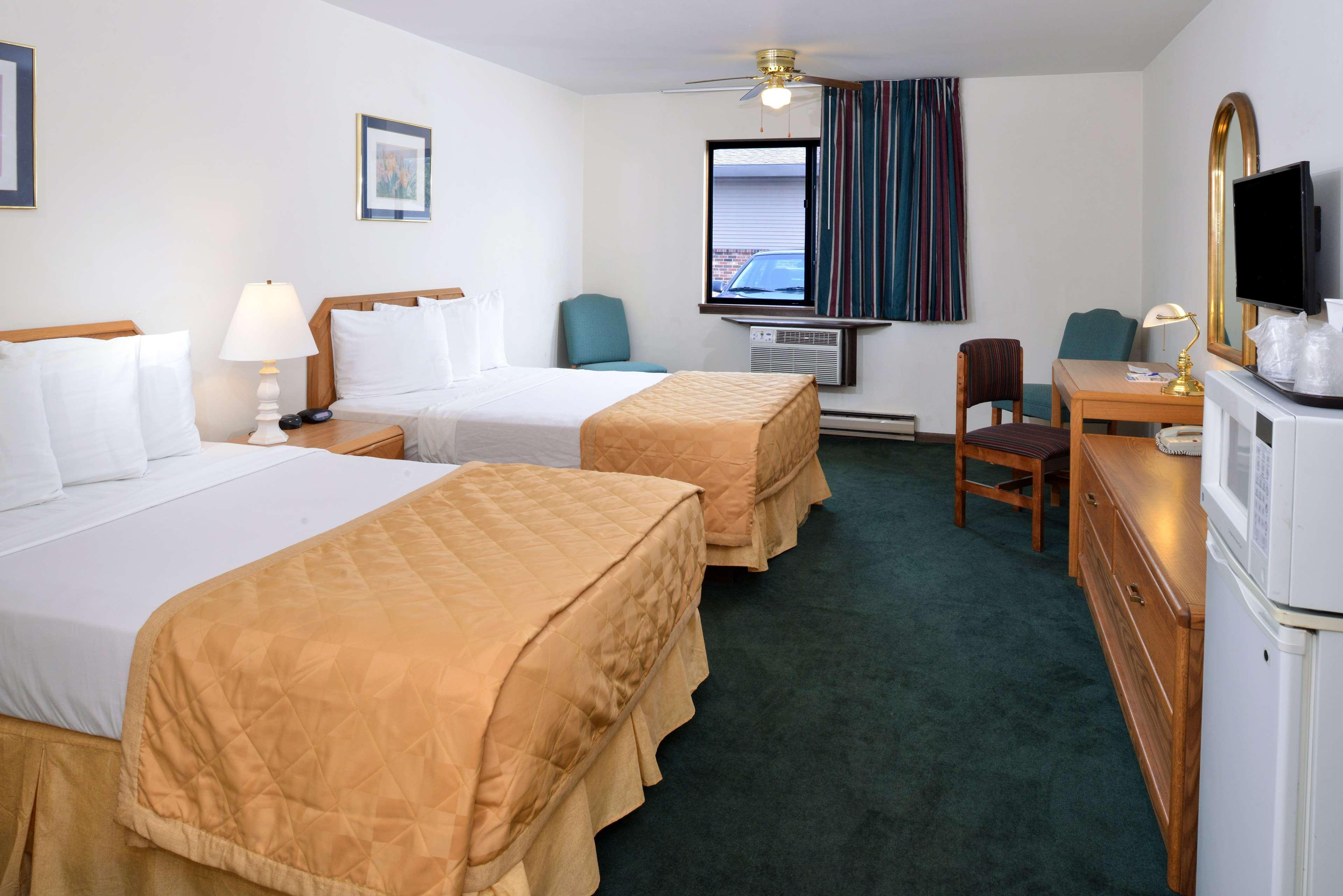 America'S Best Value Inn La Crosse Bagian luar foto