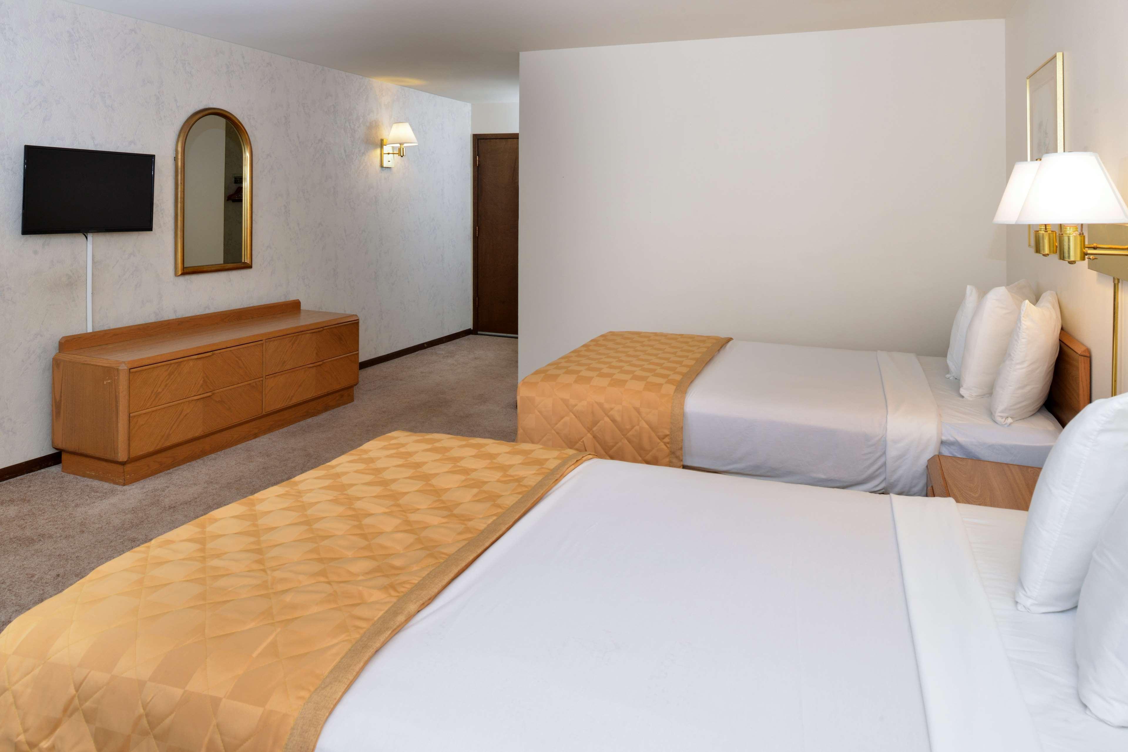 America'S Best Value Inn La Crosse Bagian luar foto