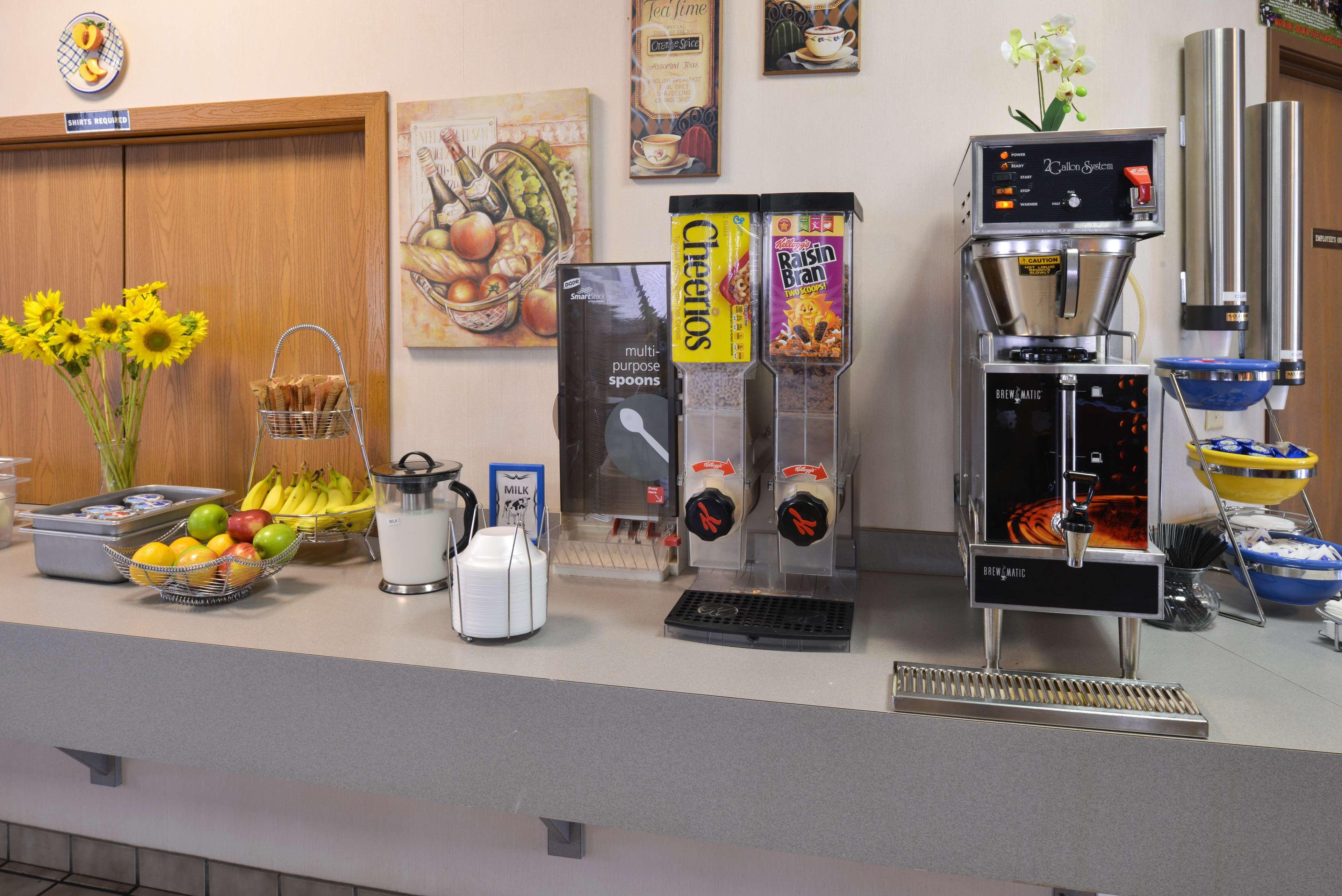 America'S Best Value Inn La Crosse Bagian luar foto