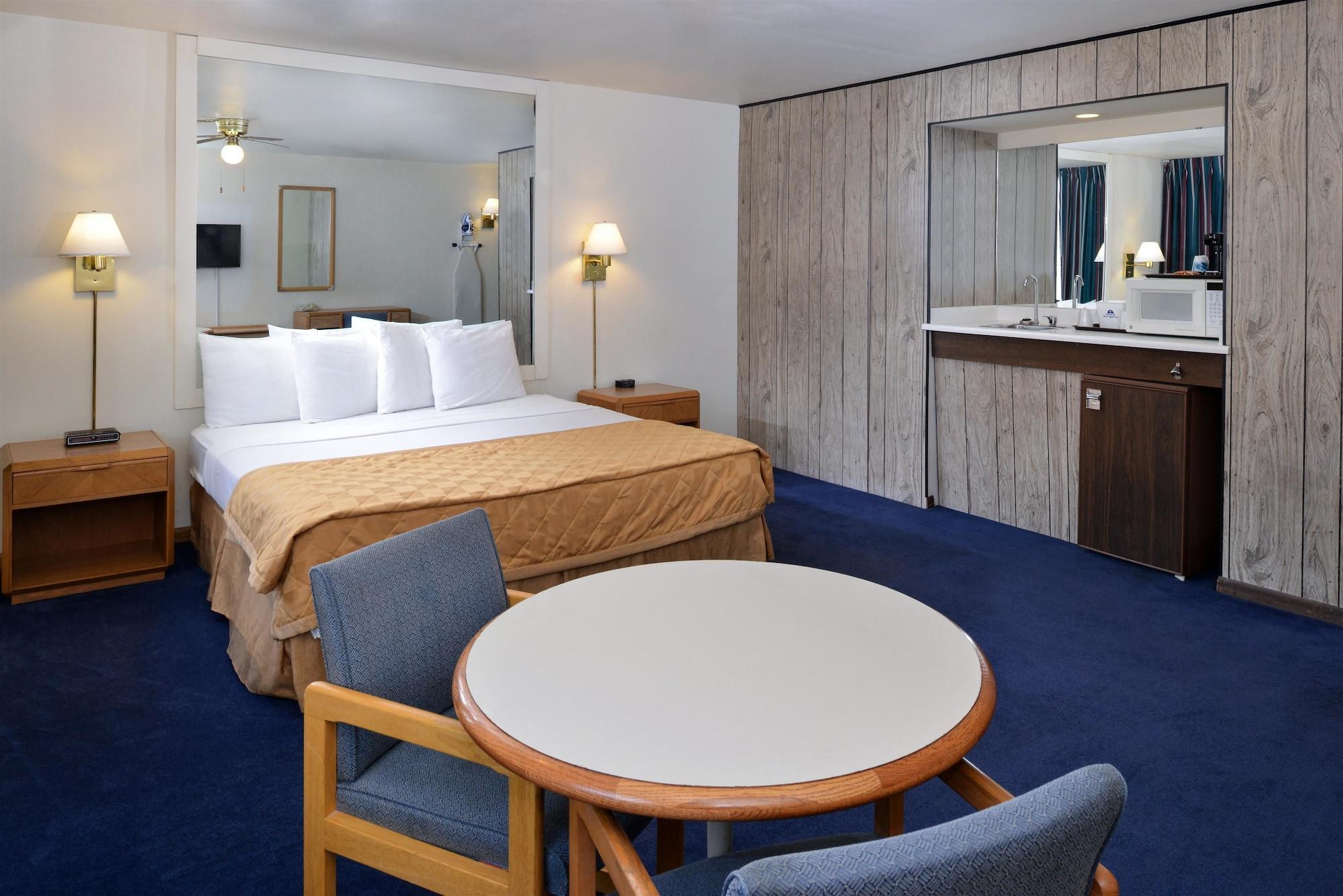 America'S Best Value Inn La Crosse Bagian luar foto