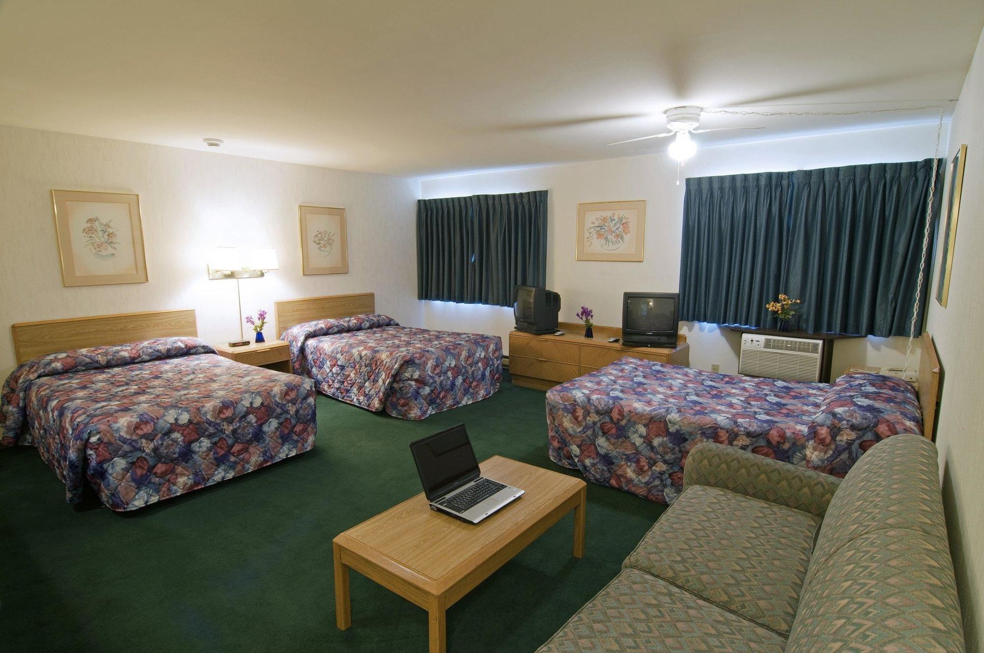America'S Best Value Inn La Crosse Bagian luar foto