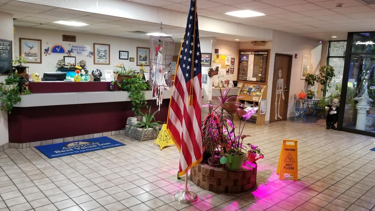 America'S Best Value Inn La Crosse Bagian luar foto